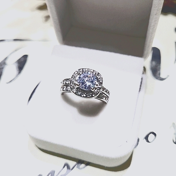 Gorgeous sterling silver ring set. Bridal set, engagement rings. New! - Picture 7 of 12